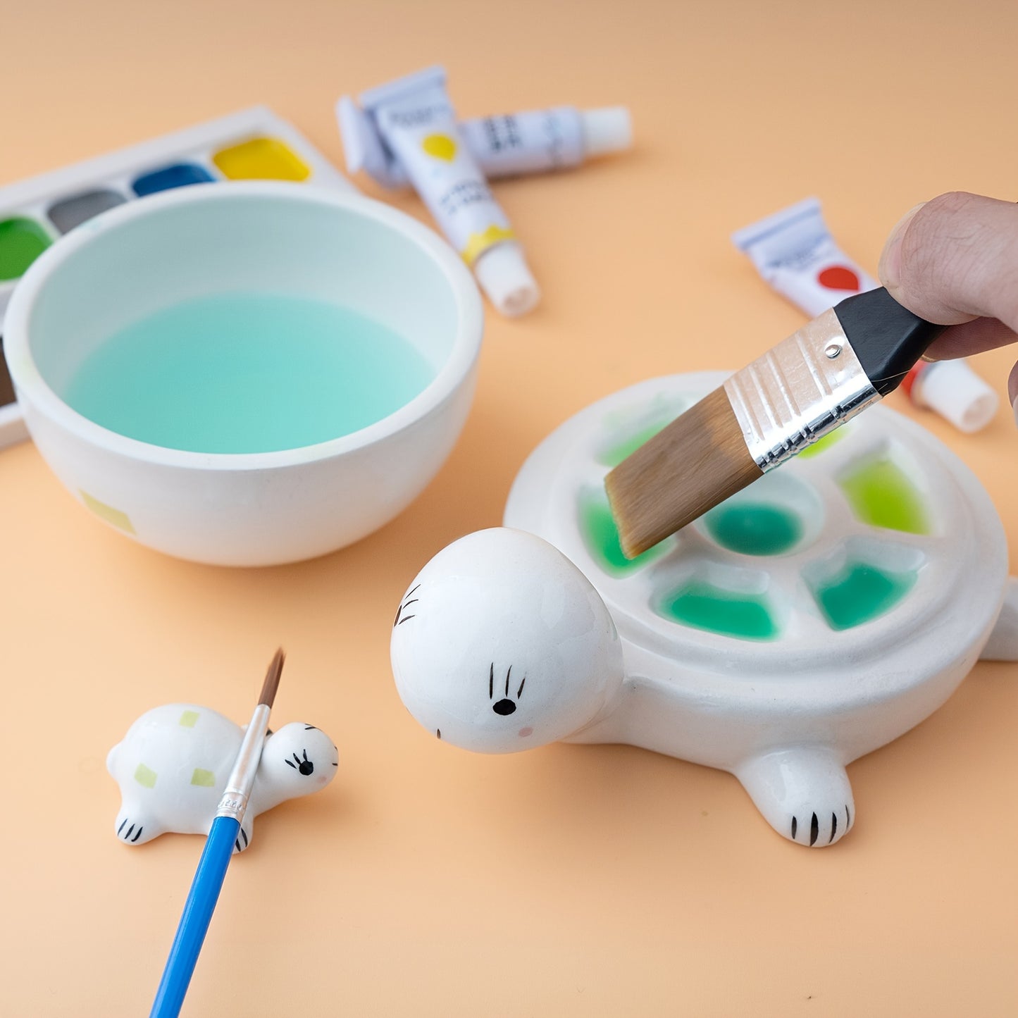 [Ceramic Paint Palette Set] Ceramic Paint Palette And Brush Holder Set | Turtle Shaped Design with Water Bowl Lid | for Watercolor, Acrylic, And Gifts for Painting Lovers- Multi-functional Art Supply